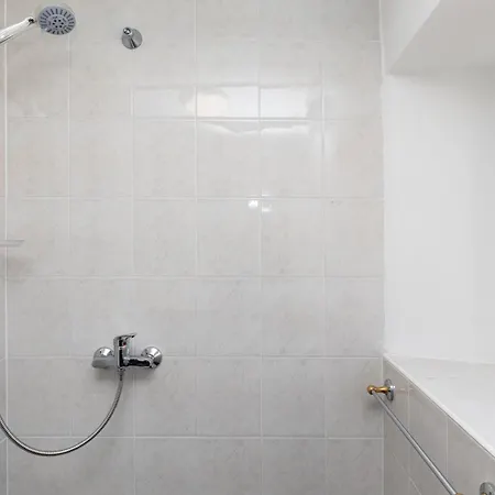 Whispering Views House Old Town Vikendica *