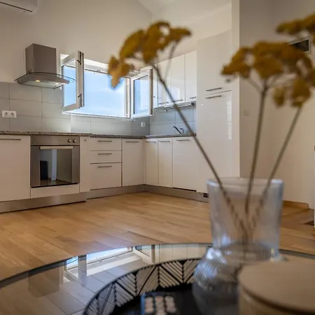 Vakantiehuis Whispering Views House Old Town *