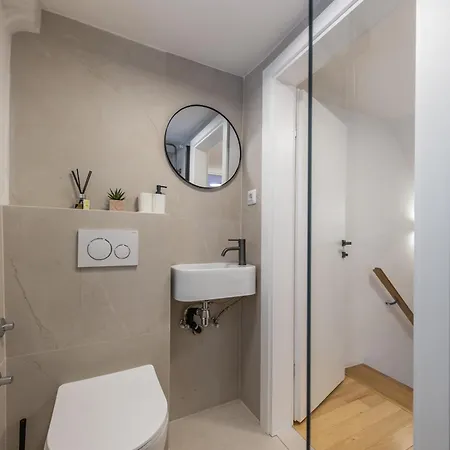 Casa vacanze Whispering Views House Old Town