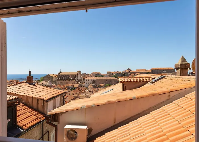 Whispering Views House Old Town