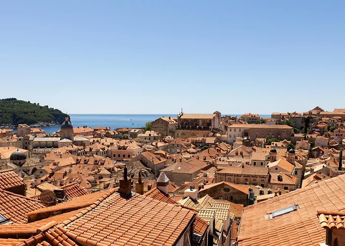 Whispering Views House Old Town